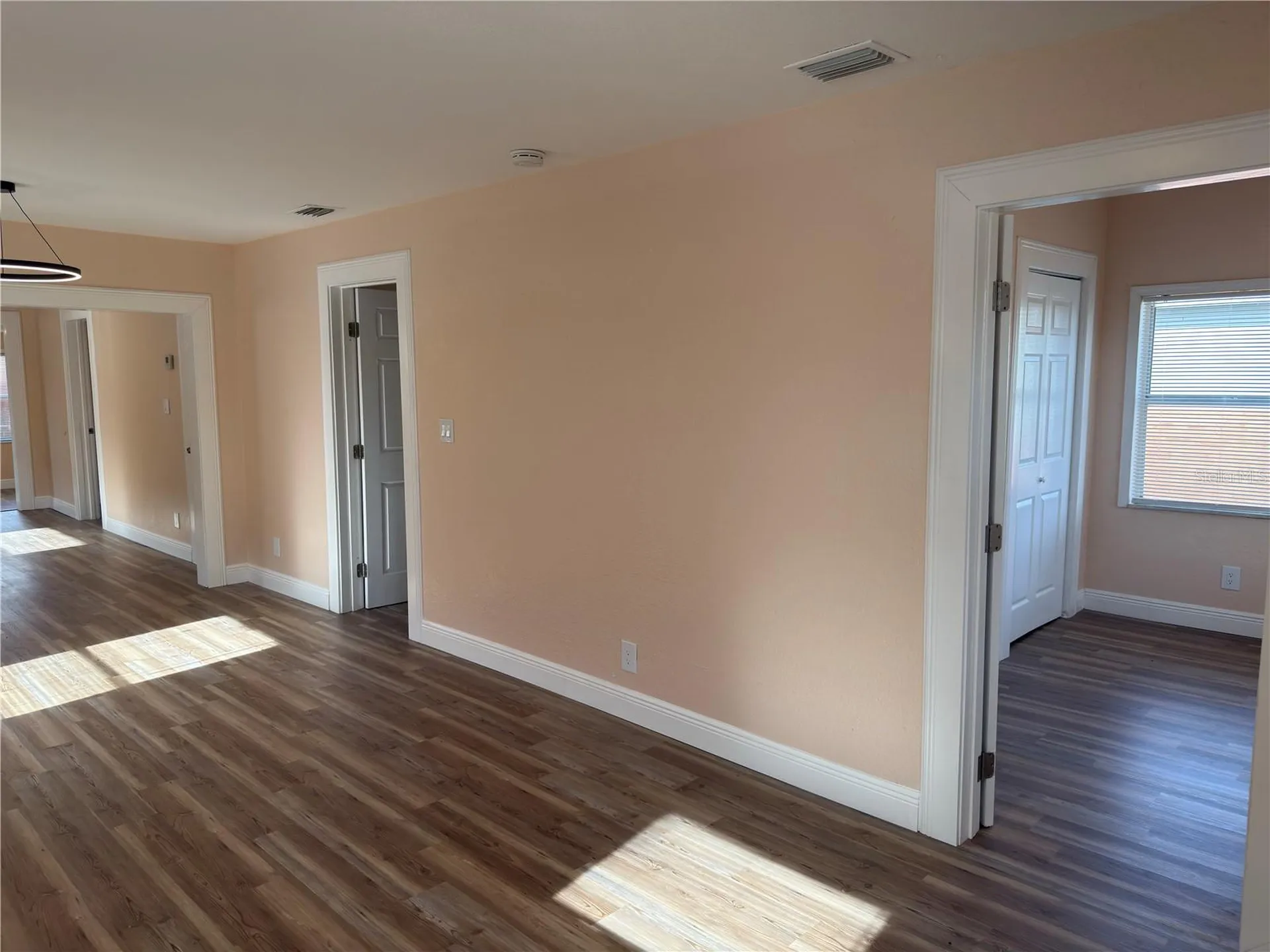 2514 W Saint John Street Tampa FL 33607