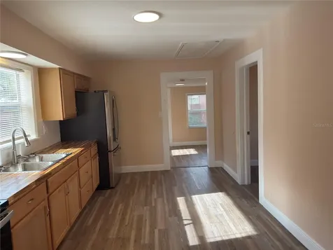2514 W Saint John Street Tampa FL 33607
