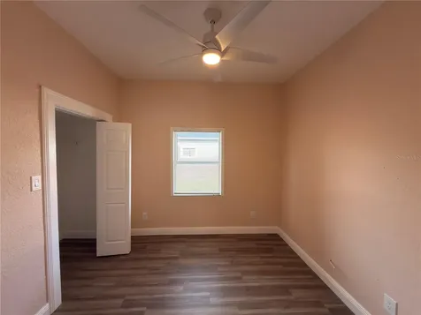 2514 W Saint John Street Tampa FL 33607