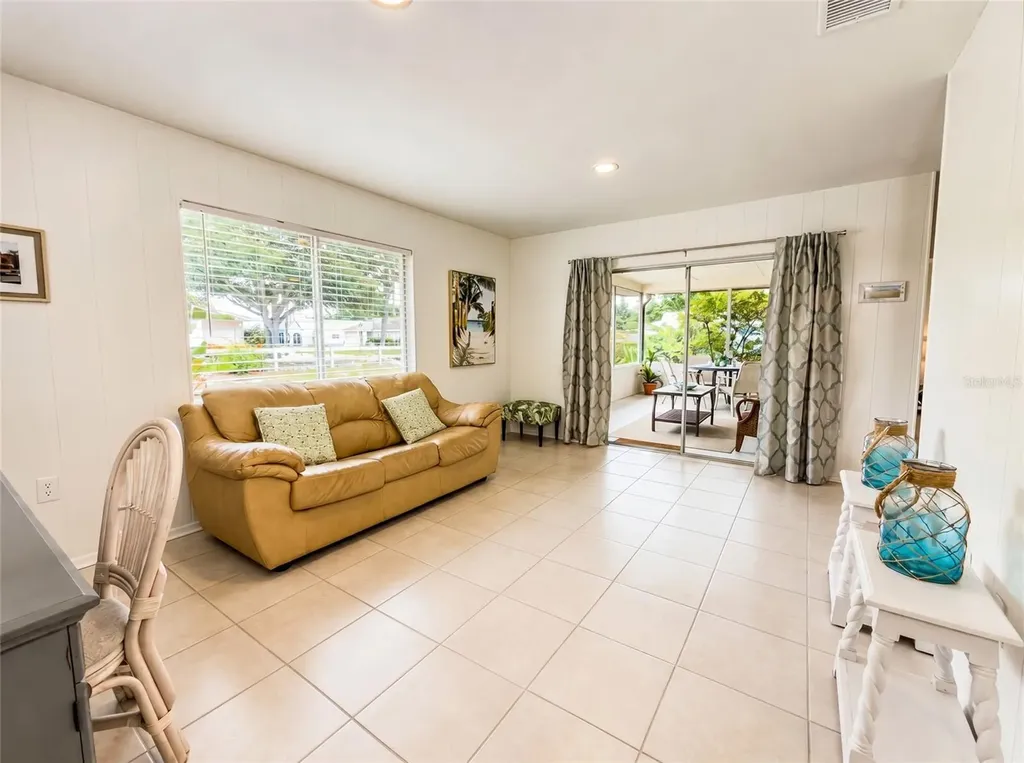 7210 8th Avenue Loop W Bradenton FL 34209