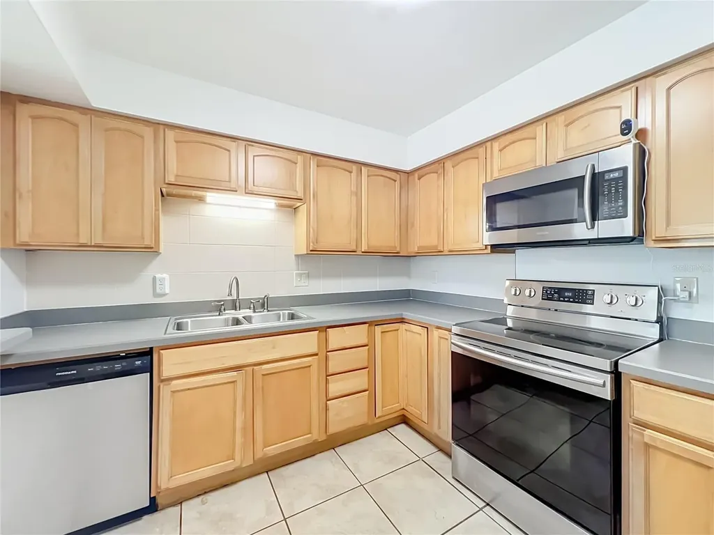 3312 S Forest Street Orlando FL 32806