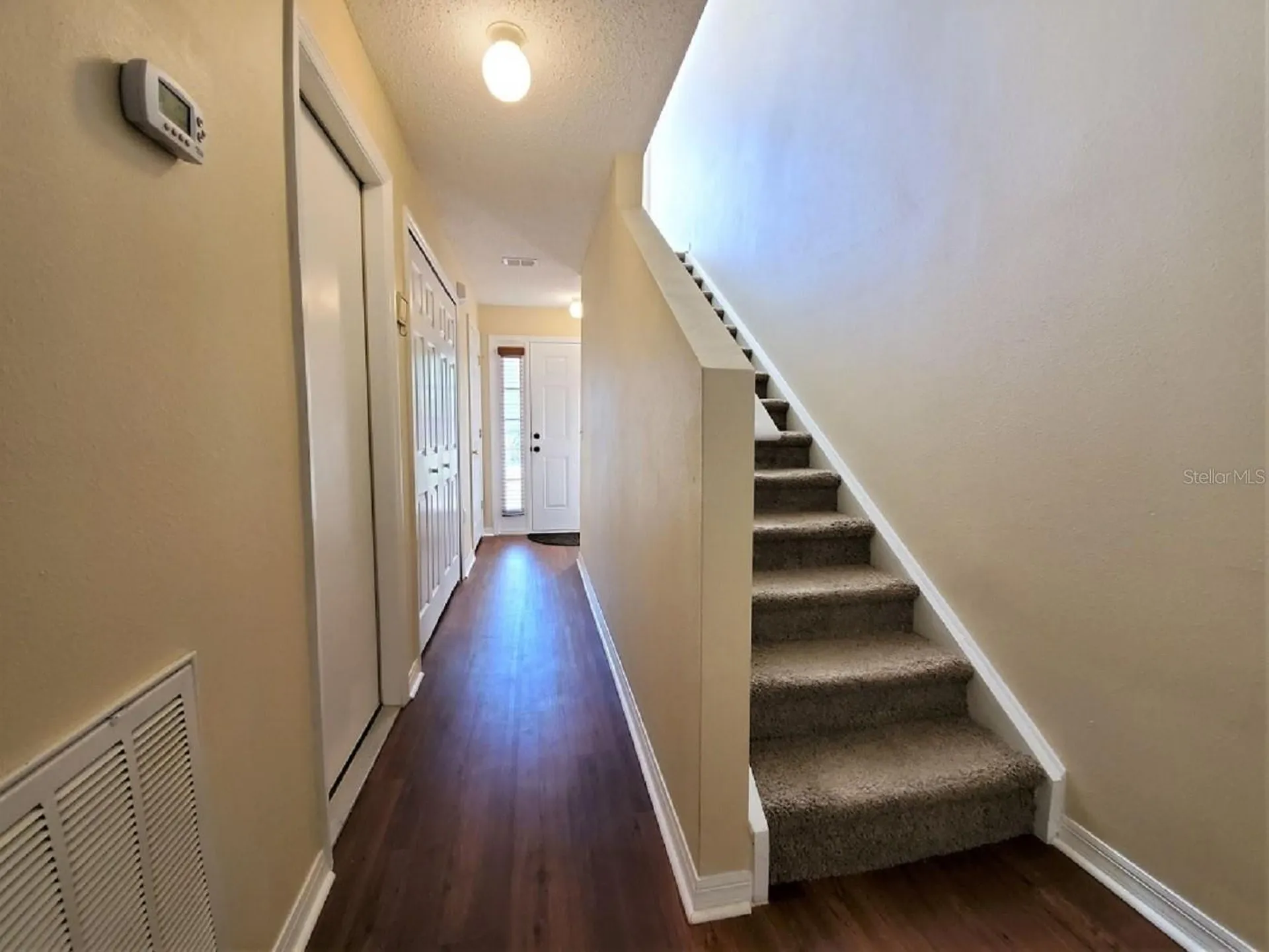 9870 Ashburn Lake Drive Tampa FL 33610