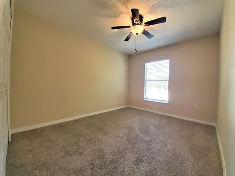 9870 Ashburn Lake Drive Tampa FL 33610