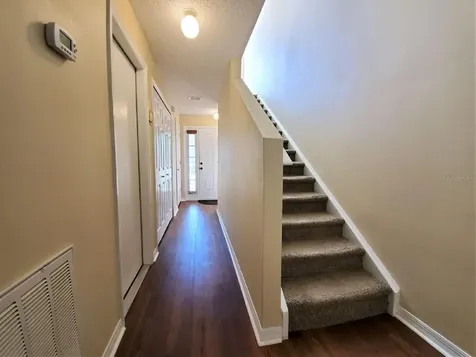 9870 Ashburn Lake Drive Tampa FL 33610