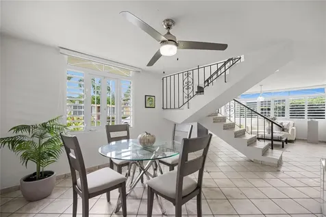 Calle 6 H17 Tintillo Gardens Guaynabo PR 00966