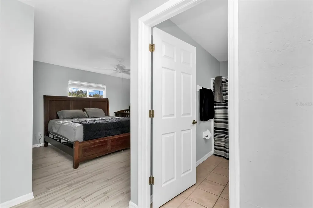 4893/4895 29th Street SW Lehigh Acres FL 33973