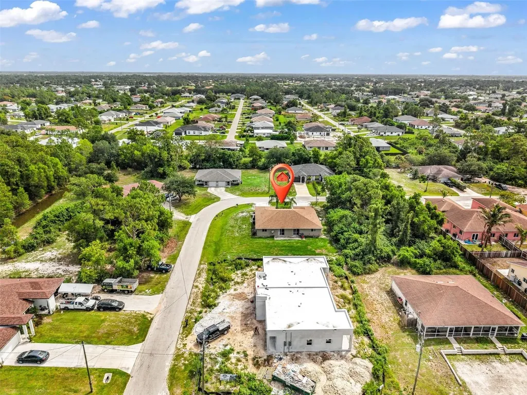 4893/4895 29th Street SW Lehigh Acres FL 33973