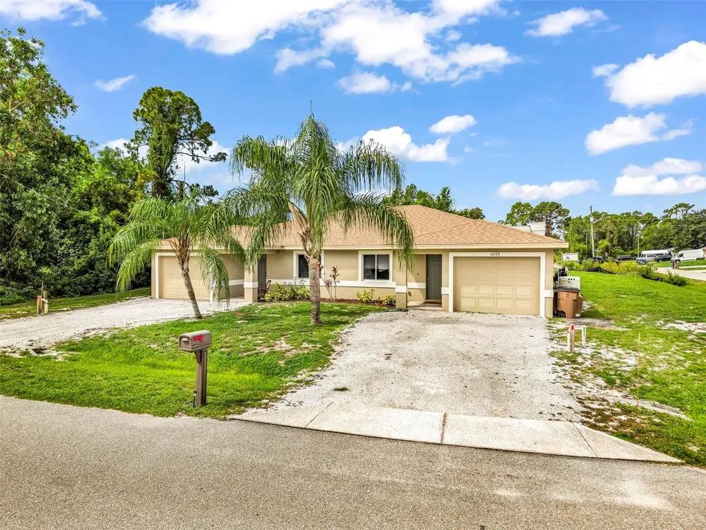 4893/4895 29th Street SW Lehigh Acres FL 33973