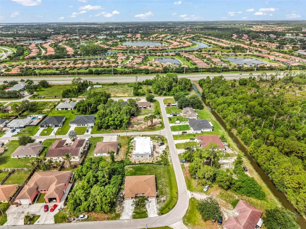4893/4895 29th Street SW Lehigh Acres FL 33973
