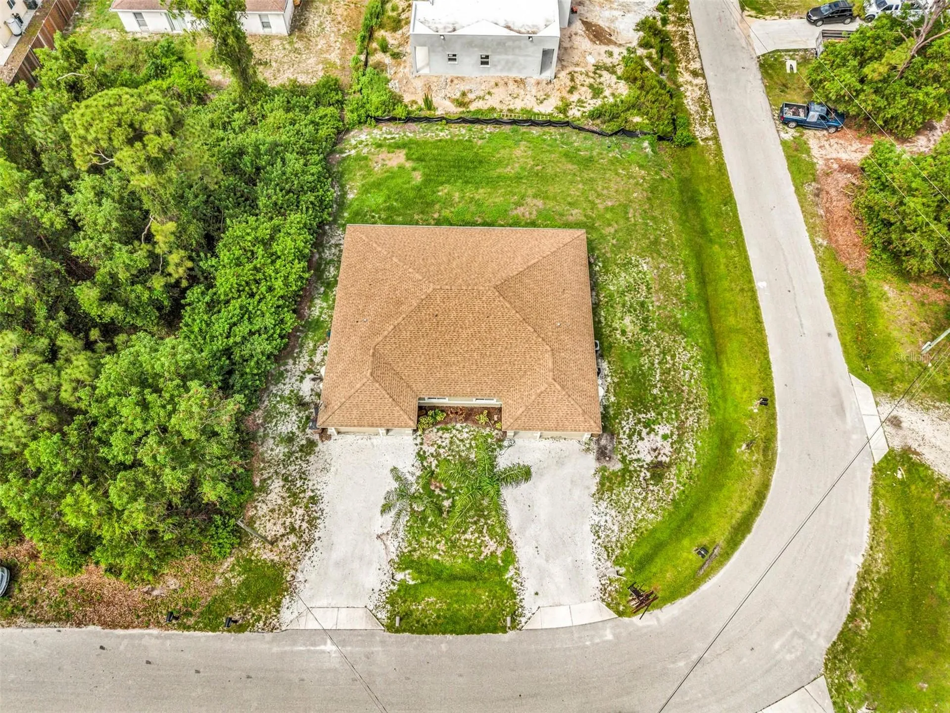 4893/4895 29th Street SW Lehigh Acres FL 33973