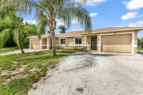 4893/4895 29th Street SW Lehigh Acres FL 33973