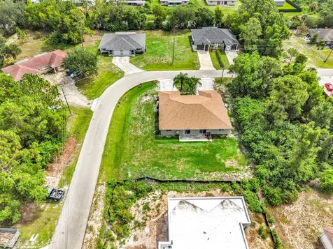 4893/4895 29th Street SW Lehigh Acres FL 33973