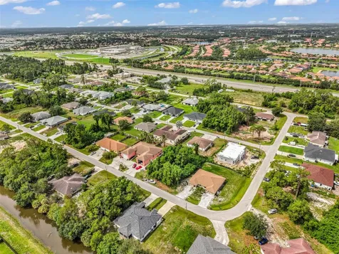 4893/4895 29th Street SW Lehigh Acres FL 33973