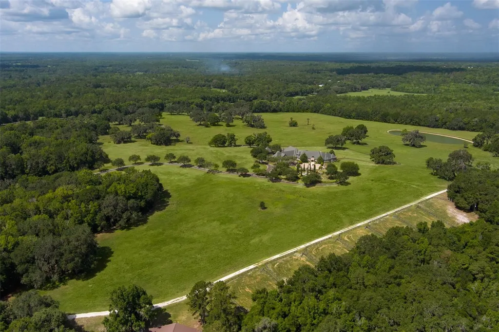 9095 NW 200th Street Road Micanopy FL 32667