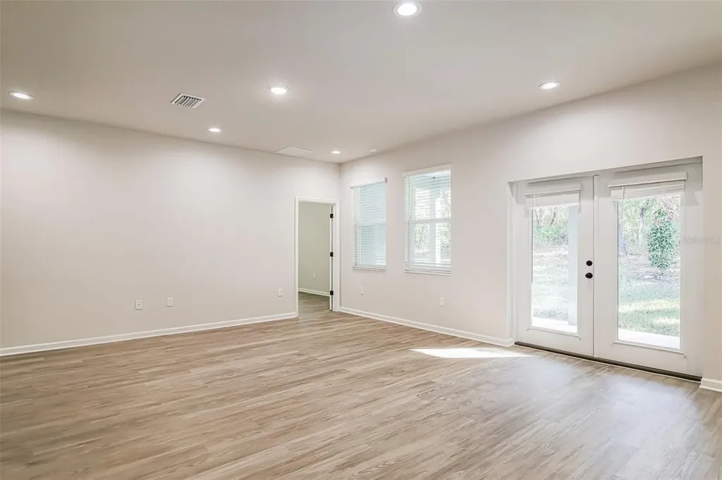 20 Greentree Street Homosassa FL 34446