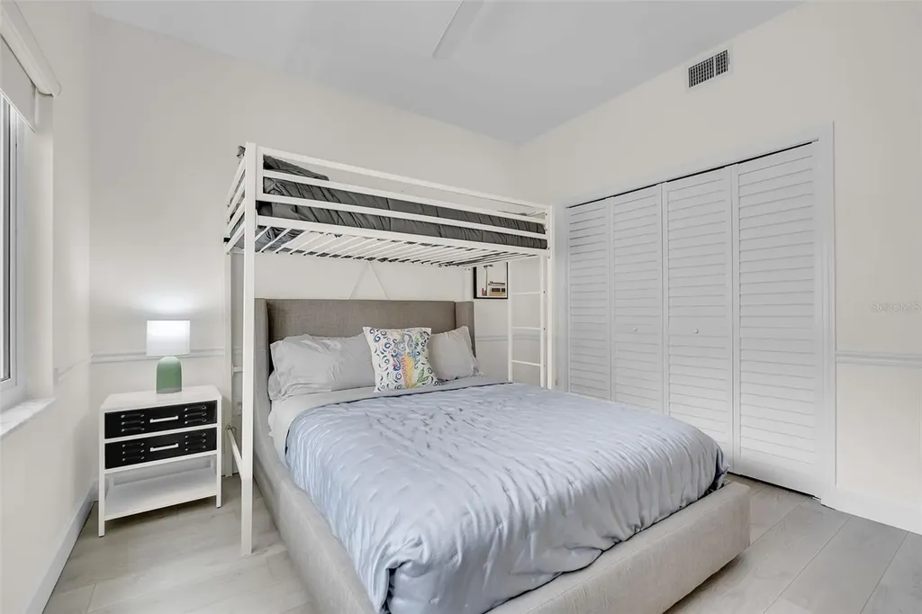 862 Hudson Avenue Sarasota FL 34236