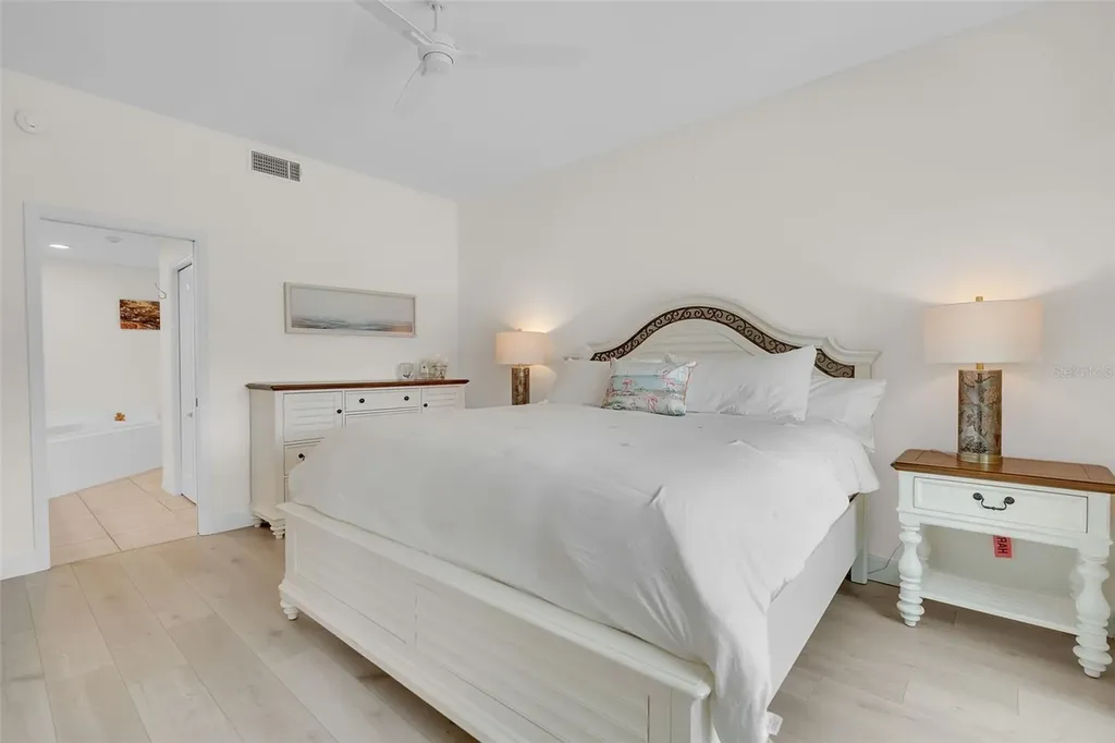 862 Hudson Avenue Sarasota FL 34236