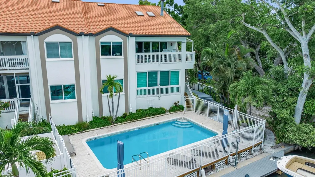 862 Hudson Avenue Sarasota FL 34236