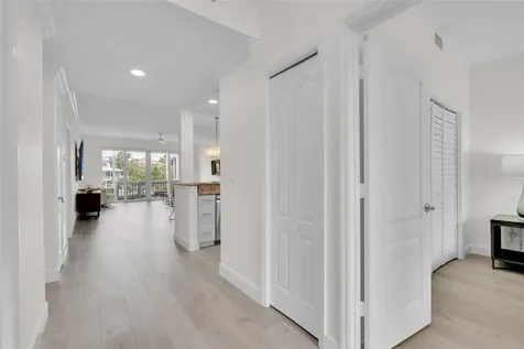 862 Hudson Avenue Sarasota FL 34236