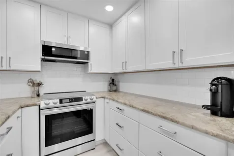 862 Hudson Avenue Sarasota FL 34236