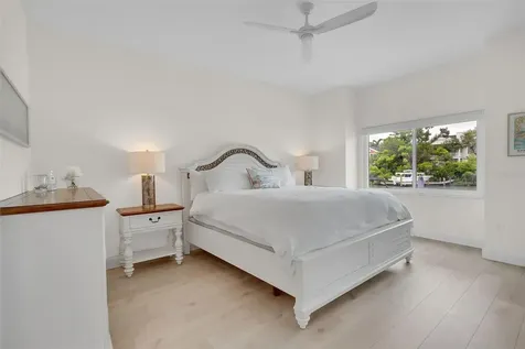 862 Hudson Avenue Sarasota FL 34236