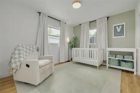 5271 35th Avenue N St Petersburg FL 33710