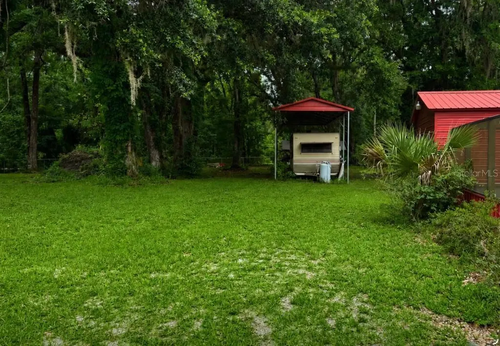 12253 E Berry Lane Floral City FL 34436