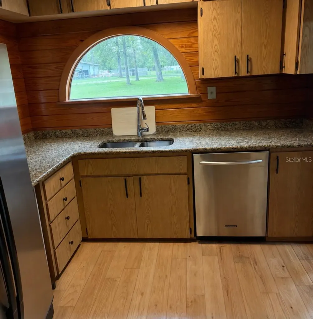 12253 E Berry Lane Floral City FL 34436