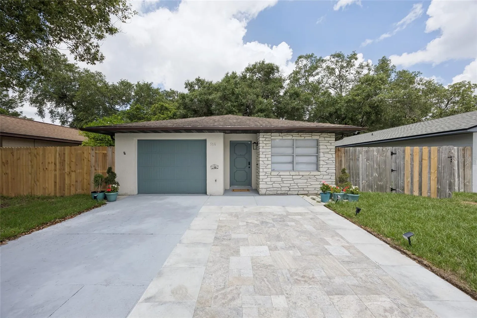 536 Hibiscus Way Orlando FL 32807