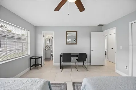 536 Hibiscus Way Orlando FL 32807