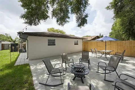 536 Hibiscus Way Orlando FL 32807