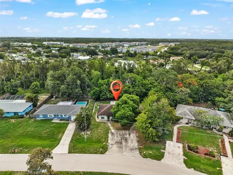 18617/18619 Bartow Boulevard Fort Myers FL 33967