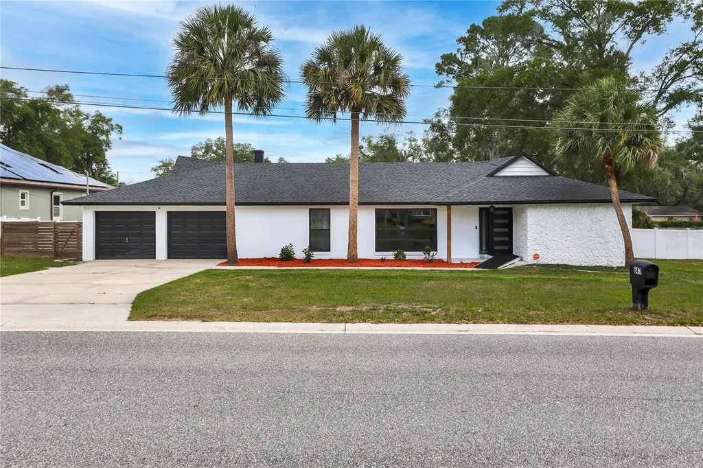 647 E Hillcrest Street Altamonte Springs FL 32701