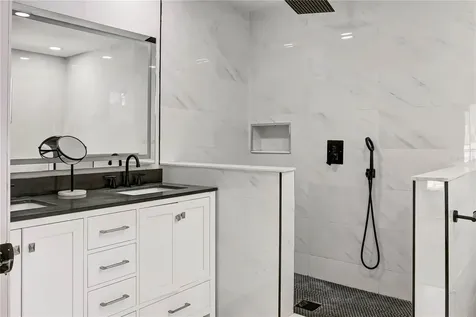 647 E Hillcrest Street Altamonte Springs FL 32701