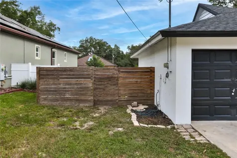 647 E Hillcrest Street Altamonte Springs FL 32701
