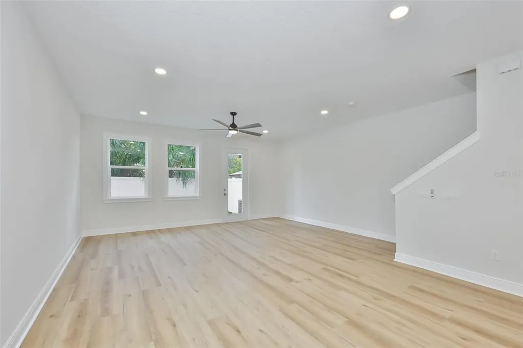 1913 W Beach Street Tampa FL 33607