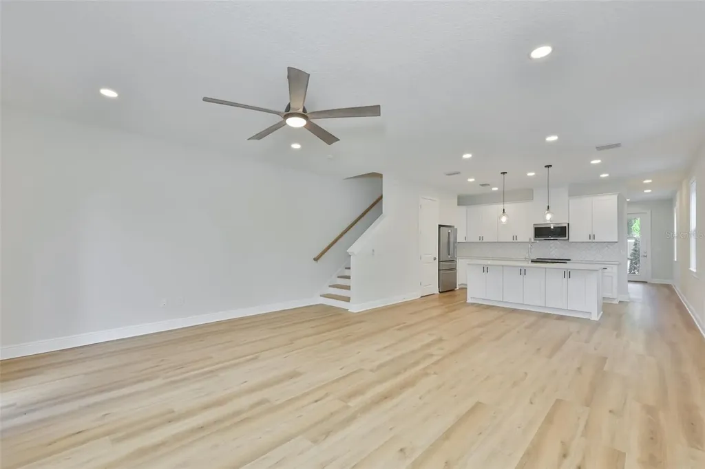 1913 W Beach Street Tampa FL 33607