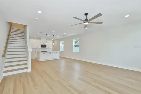 1913 W Beach Street Tampa FL 33607