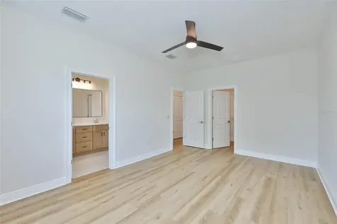 1913 W Beach Street Tampa FL 33607