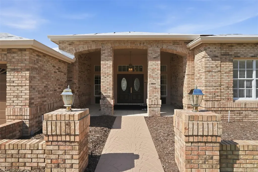 3166 Sterling Street Tarpon Springs FL 34688
