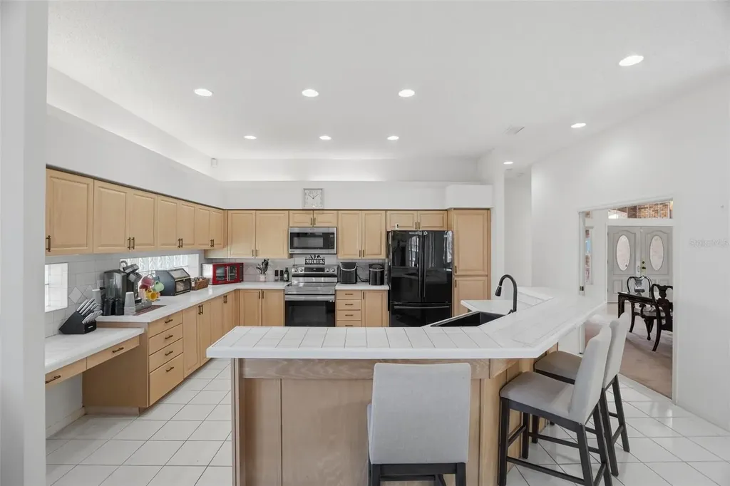 3166 Sterling Street Tarpon Springs FL 34688