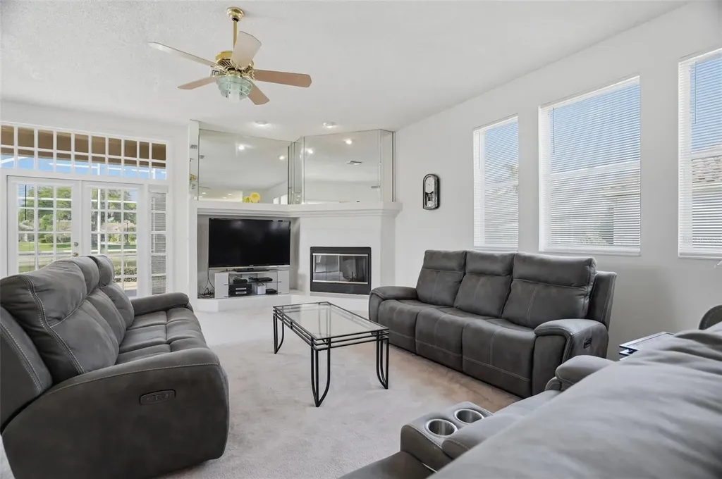 3166 Sterling Street Tarpon Springs FL 34688