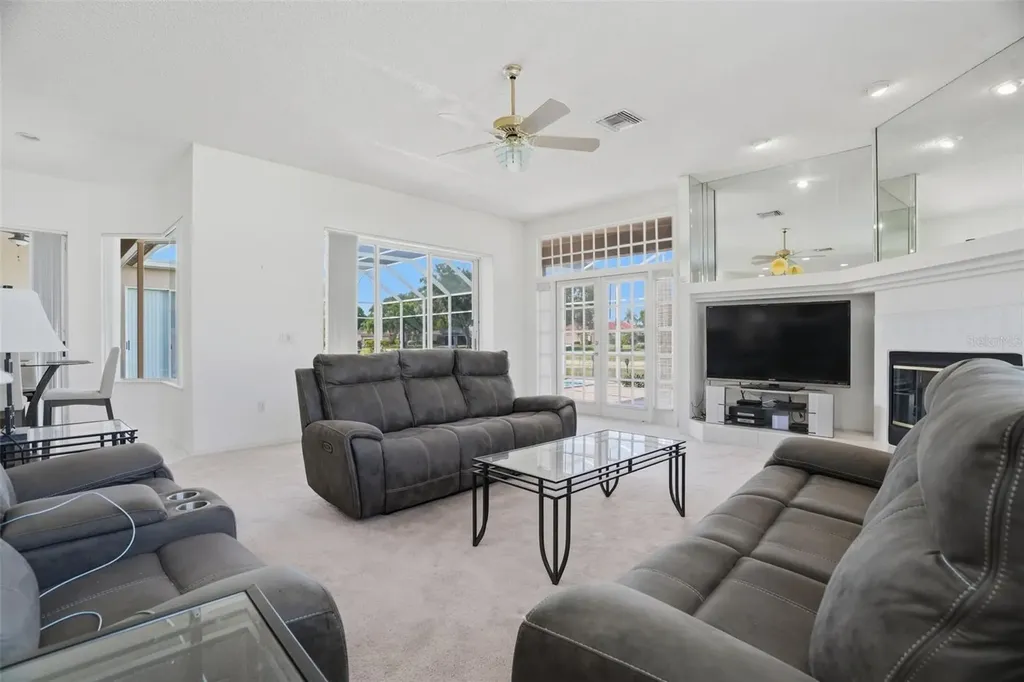 3166 Sterling Street Tarpon Springs FL 34688