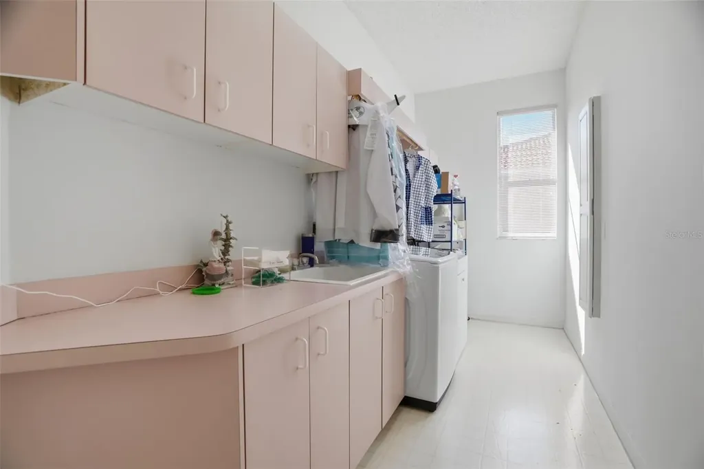 3166 Sterling Street Tarpon Springs FL 34688