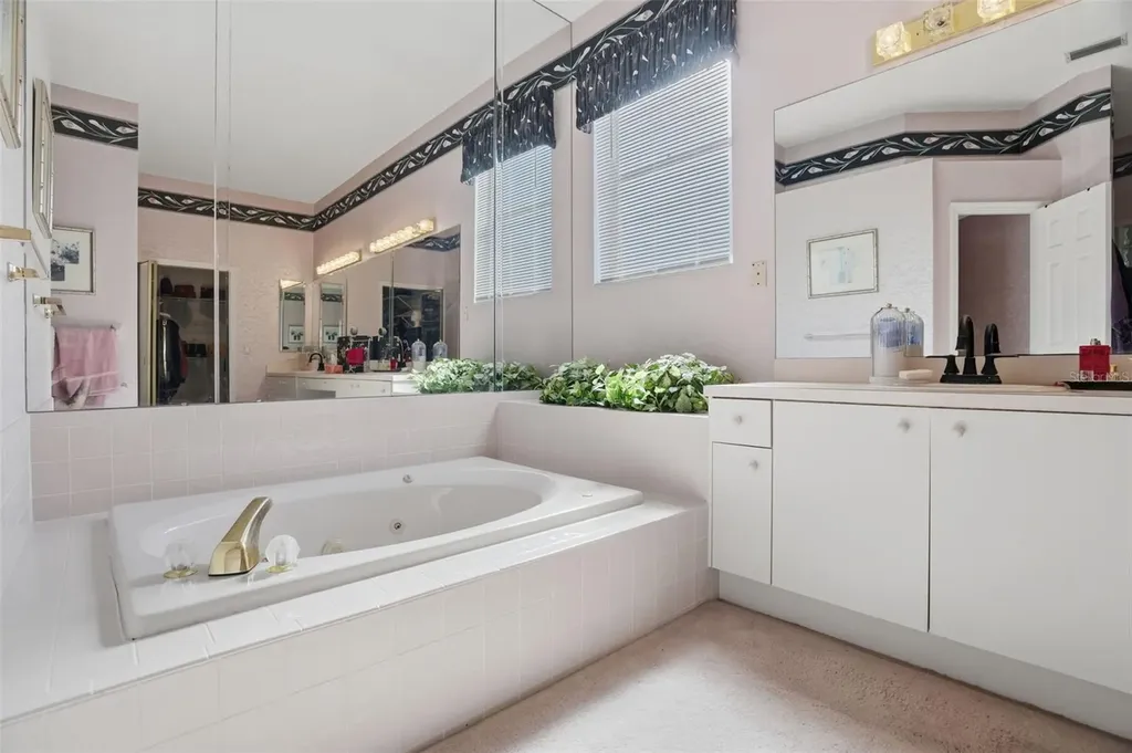 3166 Sterling Street Tarpon Springs FL 34688