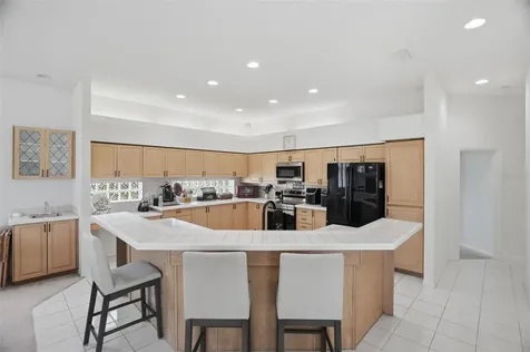 3166 Sterling Street Tarpon Springs FL 34688