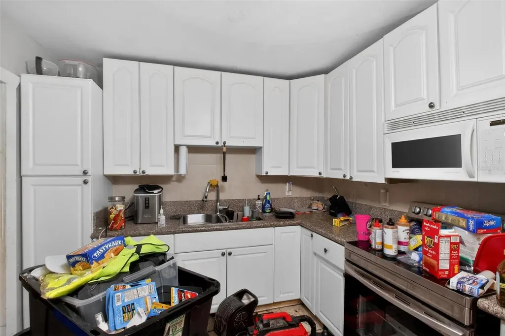 617 SW 14th Street Belle Glade FL 33430