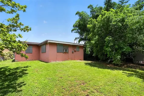 617 SW 14th Street Belle Glade FL 33430
