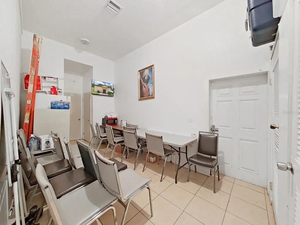 4501 N 42nd Street Tampa FL 33610