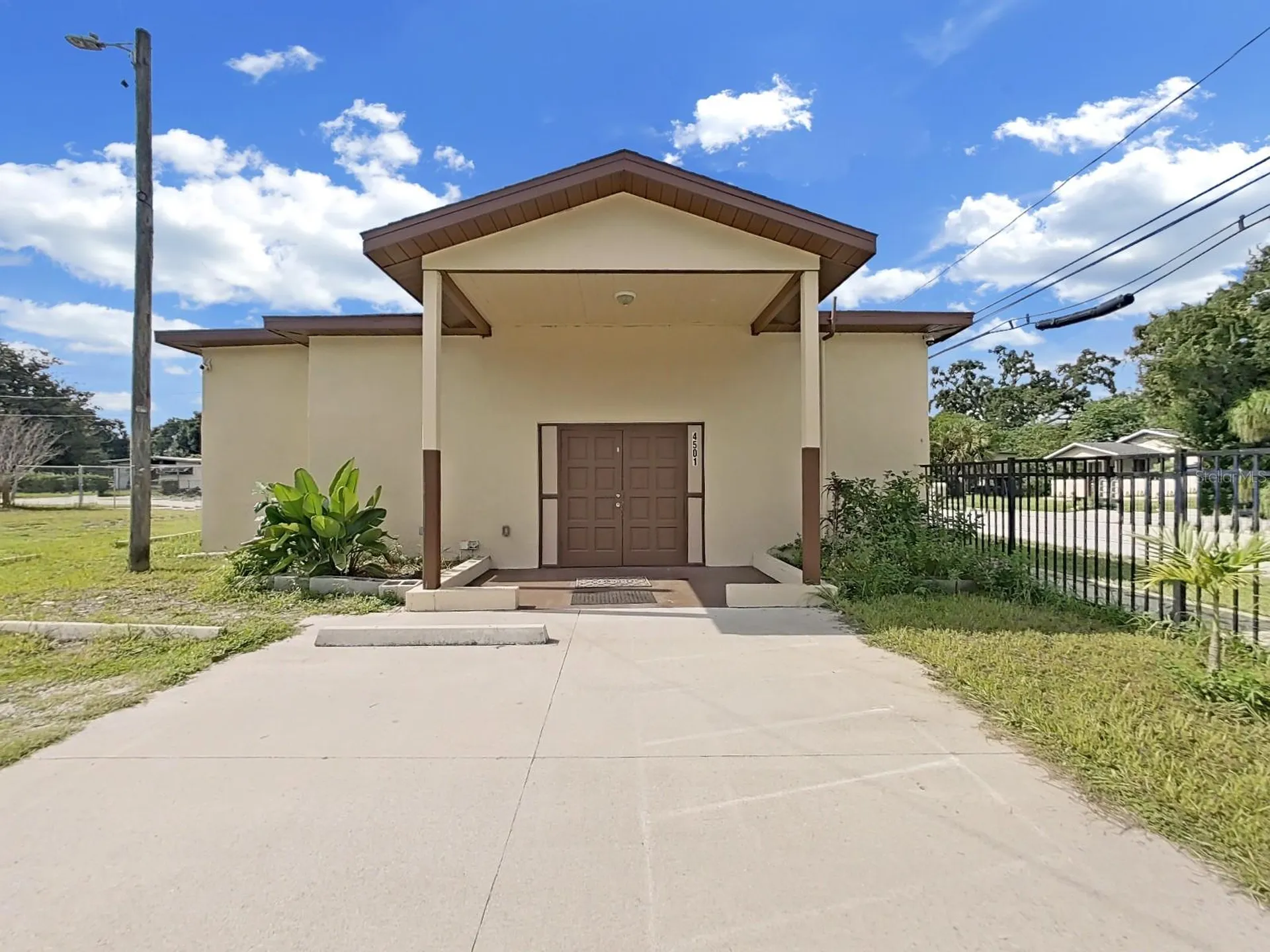 4501 N 42nd Street Tampa FL 33610
